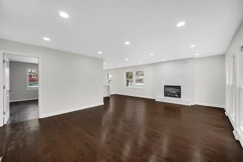 Living - 2800 174th St, Hazel Crest, IL 60429 photo 6 of 7