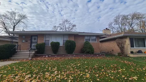 15540 Woodlawn East Ave, South Holland, IL 60473