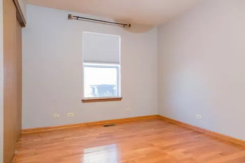 Bedroom - 170 Dickens Trl, Elgin, IL 60120 photo 2 of 4