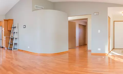 Living - 170 Dickens Trl, Elgin, IL 60120 photo 2 of 3
