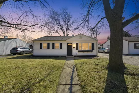 112 Saint Jude Ave, Joliet, IL 60436