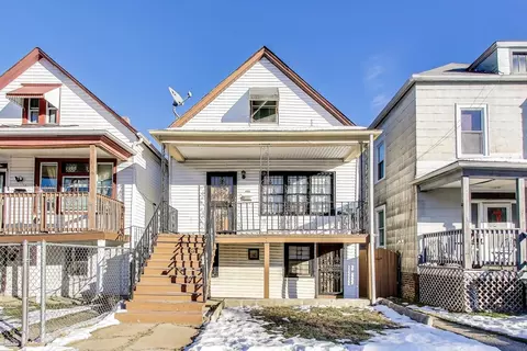 8533 S Manistee Ave, Chicago, IL 60617