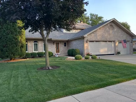 11591 Brook Hill Dr, Orland Park, IL 60467