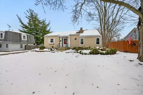 Exterior - 321 E Ardmore Ave, Roselle, IL 60172 photo 3 of 7