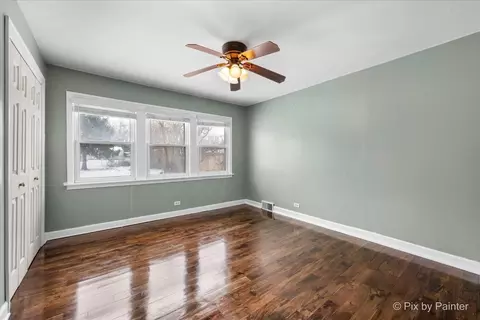 Bedroom - 321 E Ardmore Ave, Roselle, IL 60172 photo 1 of 4