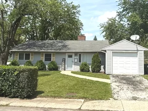 142 Marquette St, Park Forest, IL 60466