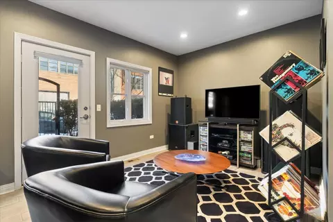 1141 W Monroe St, Chicago, IL 60607 photo 3