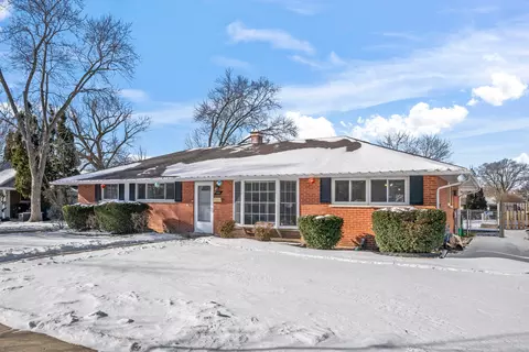 1610 N Chestnut Ave, Arlington Heights, IL 60004