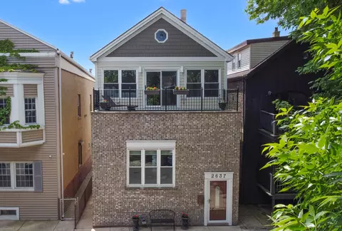 2637 W Huron St, Chicago, IL 60612