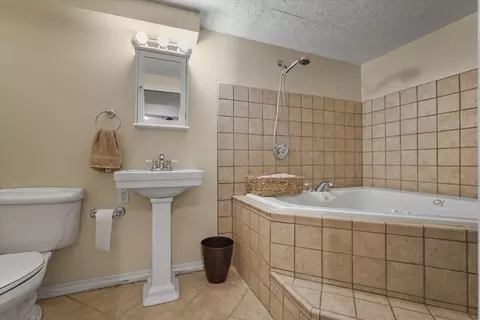 2 Yew Ct, Bloomington, IL 61701 photo 23
