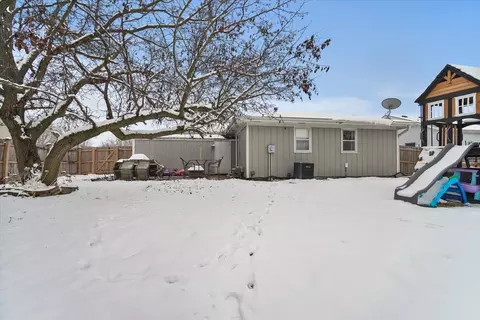 2 Yew Ct, Bloomington, IL 61701 photo 27