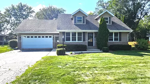 205 N Lincoln St, Elwood, IL 60421