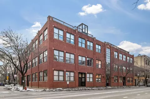 1101 W Armitage Ave #204, Chicago, IL 60614