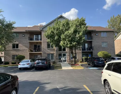 10278 Southwest Hwy #2C, Chicago Ridge, IL 60415