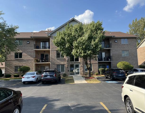 10278 Southwest Hwy #2C, Chicago Ridge, IL 60415 | MLS# 12532601 | 30 ...