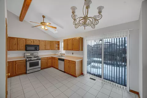 Kitchen - 15619 Homan Ave, Markham, IL 60428 photo 1 of 2