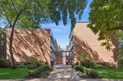 Undisclosed, Evanston, IL 60202