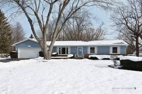 38383 N Tewes Ct, Beach Park, IL 60087