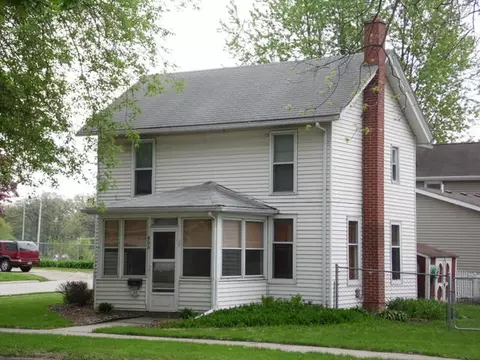 800 1st Ave, Rochelle, IL 61068