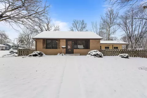 1105 Eastern Dr, Urbana, IL 61801