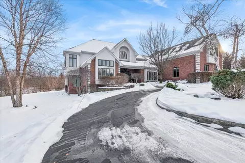 12 E Penny Rd, South Barrington, IL 60010