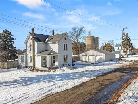 206 S Poplar St, Sublette, IL 61367