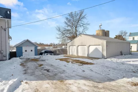 Exterior - 206 S Poplar St, Sublette, IL 61367 photo 2 of 5