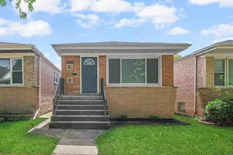 1707 E 93rd St, Chicago, IL 60617