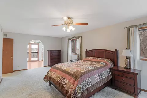 Bedroom - 1606 W August Ln, Mchenry, IL 60051 photo 1 of 4