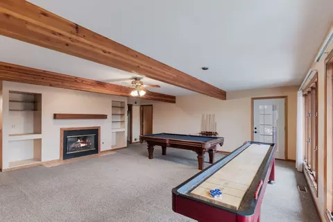 Living - 1606 W August Ln, Mchenry, IL 60051 photo 3 of 3