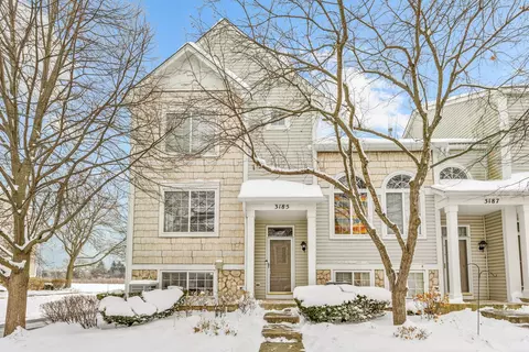 Exterior - 3185 Ketch Ct, Aurora, IL 60503 photo 2 of 5