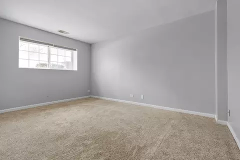Bedroom - 3185 Ketch Ct, Aurora, IL 60503 photo 4 of 4