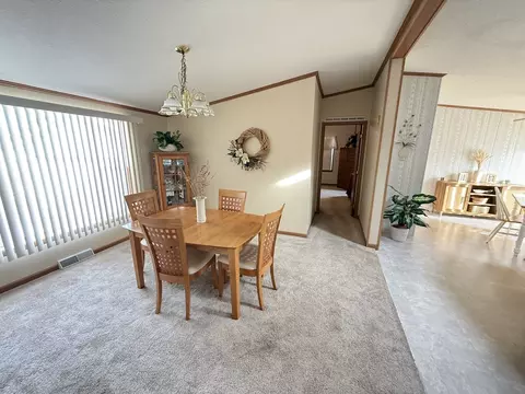 4 Cynthia Ln, Beecher, IL 60401 photo 3