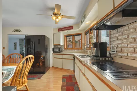 34945 N Leonard Ave, Ingleside, IL 60041 photo 6