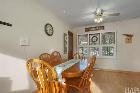 34945 N Leonard Ave, Ingleside, IL 60041 photo 7