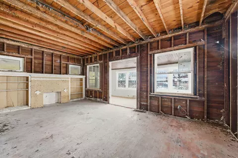 Living - 1102 N Laramie Ave, Chicago, IL 60651 photo 1 of 1