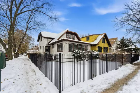 1102 N Laramie Ave, Chicago, IL 60651