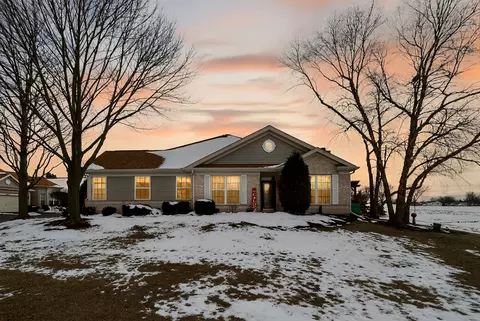 21521 W Juniper Ct, Plainfield, IL 60544