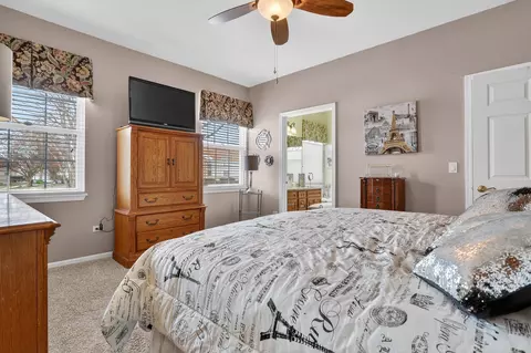 Bedroom - 21521 W Juniper Ct, Plainfield, IL 60544 photo 2 of 5