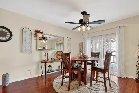 Dining - 21521 W Juniper Ct, Plainfield, IL 60544 photo 2 of 3