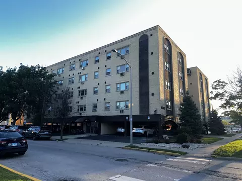 8245 Belmont Ave #2C, River Grove, IL 60171