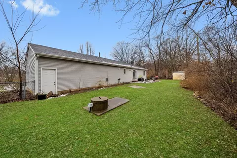 902 Southside Ave, Mchenry, IL 60051 photo 34