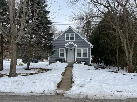 1205 Rattray Dr, Algonquin, IL 60102