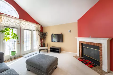 347 Ashford Cir #3, Bartlett, IL 60103 photo 9
