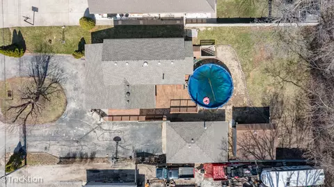 View/Area - 8829 Skyline Dr, Burr Ridge, IL 60527 photo 1 of 5