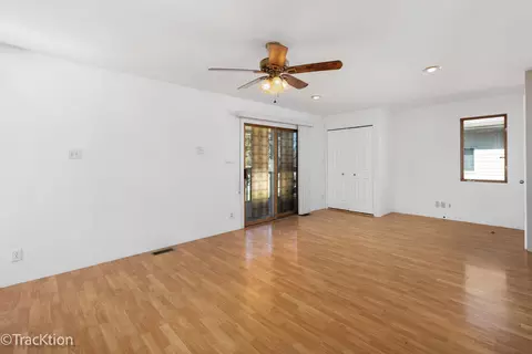 Living - 8829 Skyline Dr, Burr Ridge, IL 60527 photo 1 of 4