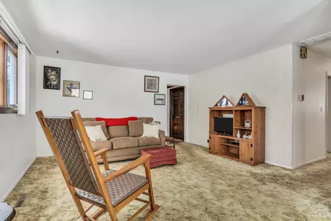 Living - 518 Elder Ln, Glenview, IL 60025 photo 3 of 3