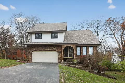 806 Hillview Dr, Lemont, IL 60439