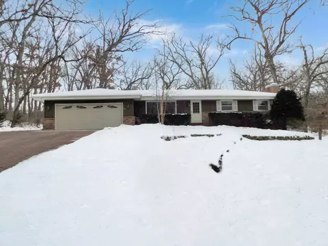 7809 Bond Dr, Roscoe, IL 61073 photo 3