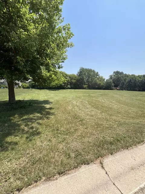 7580 Vida Ave, Lakewood, IL 60014